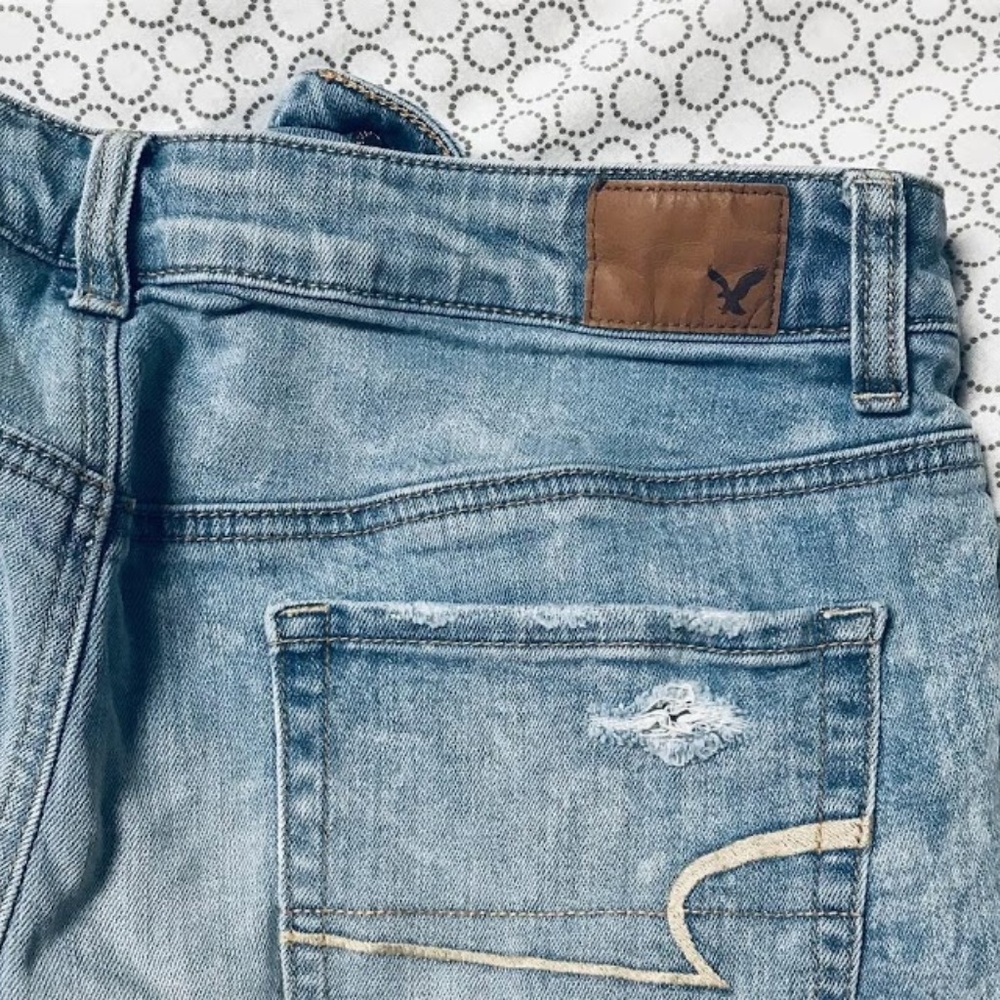 American Eagle distressed shorts